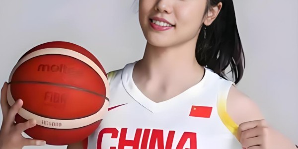 博万体育登录入口-退步太大！女篮顶级锋线球员，首发打了8分钟，被宫鲁鸣弃用